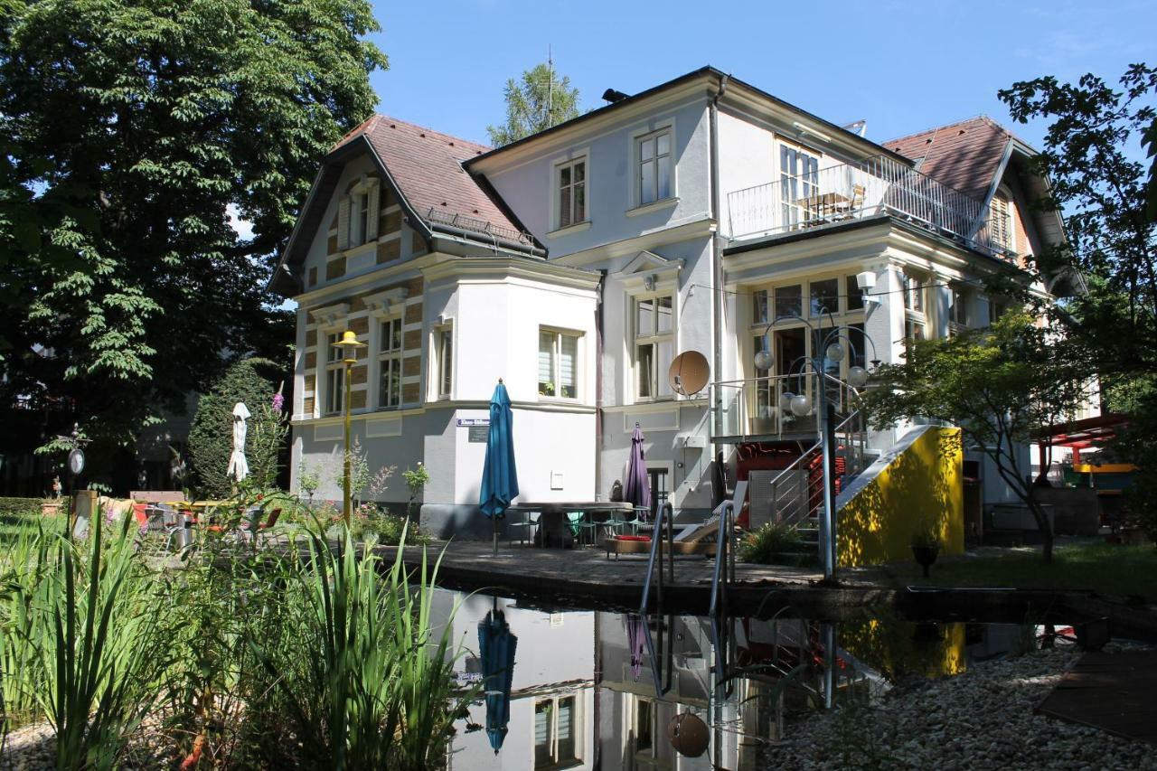 Haus Hawei Apartment Wina Bagian luar foto